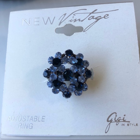 ✨New with Tags Adjustable Blue Crystal Ring - Picture 1 of 5